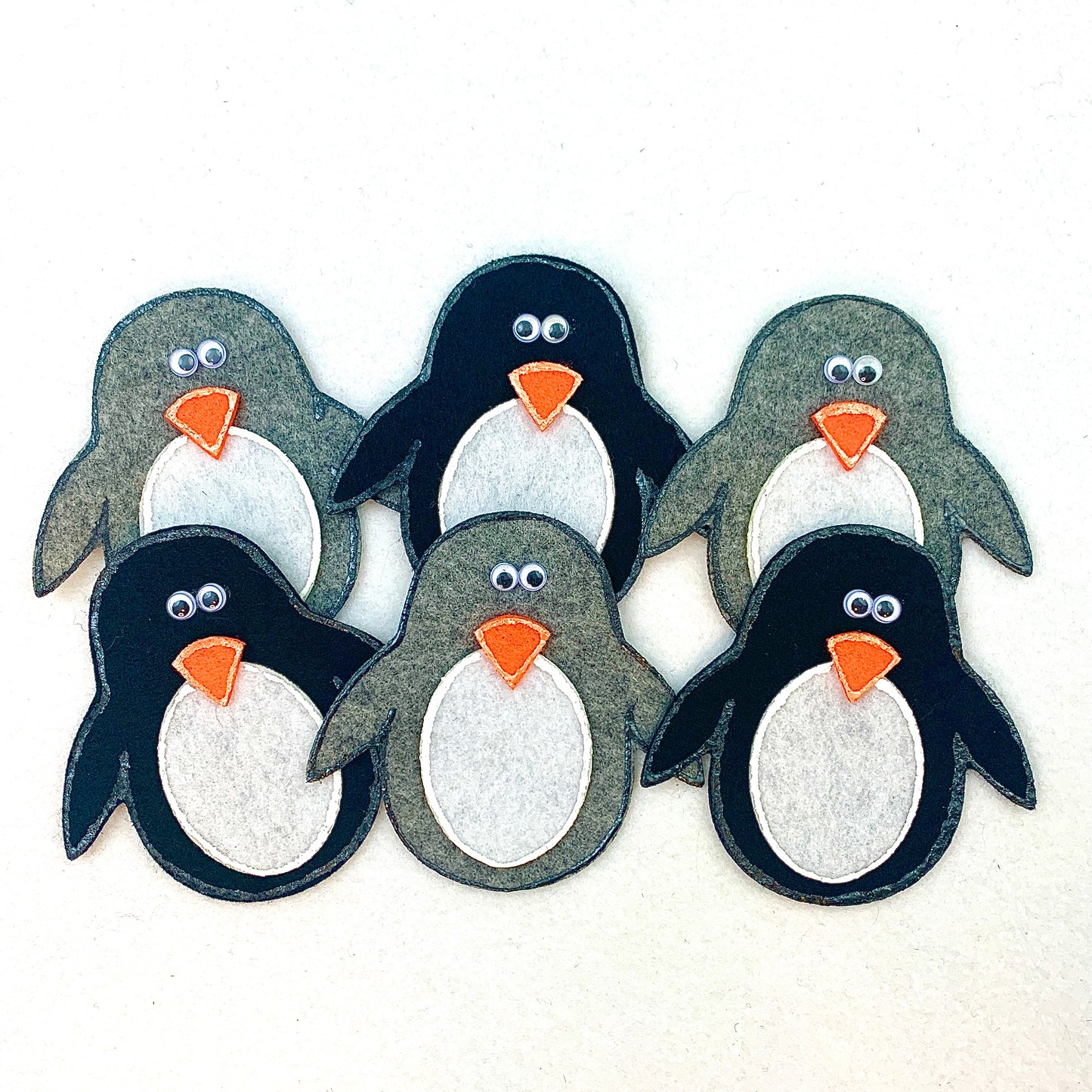 Six petits pingouins